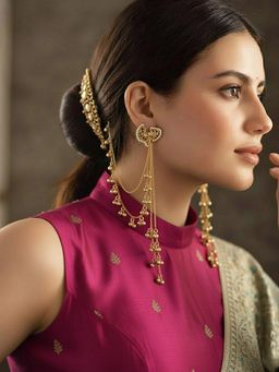 PANASH - White Floral Dangler Earrings