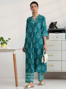 Gerua By Libas - Women Blue Cotton Blend Abstract Kurta with Trouser