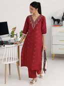 Maroon color option, Currently selected