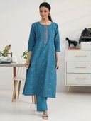 Blue color option, Currently selected