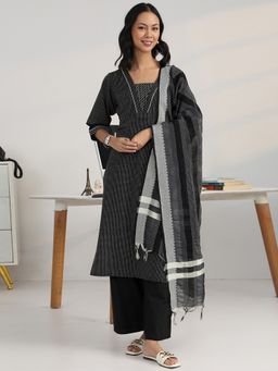 Gerua By Libas - Women Black Cotton Blend Woven Kurta with Trouser and Dupatta