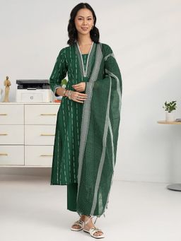 Gerua By Libas - Women Green Cotton Blend Geometric Kurta with Trouser and Dupatta