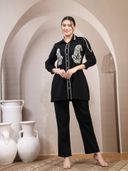 Black color option, Currently selected