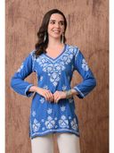 Blue color option, Currently selected