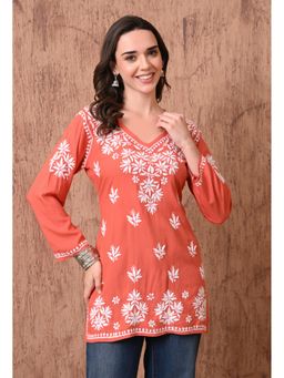 SYRISH - Peach Elegant Hand-Embroidered Chikankari Floral Lucknowi Kurti