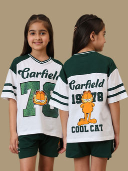 Kidsville - Official Garfield Printed V-Neck Oversized Fit T-Shirt