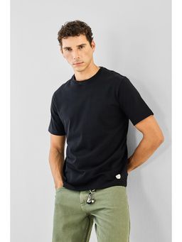 Snitch - Black Solid Regular Casual T-Shirt