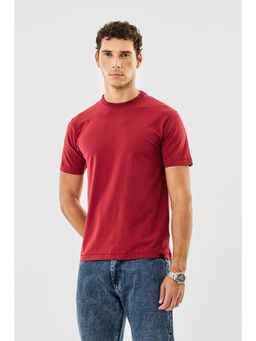 Snitch - Maroon Solid Slim Casual T-Shirt