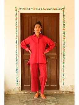 ROHO - Nyla Red Shirt