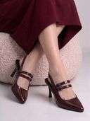 Maroon color option
