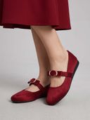 Maroon color option