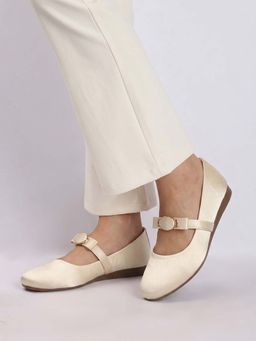 Twenty Dresses by Nykaa Fashion - Womens Gold New Trendy Round Toe Ballerina