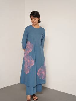 Pink Fort - Blue Cotton Placement Floral Print Kurta with Pant