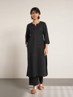 Pink Fort - Black Cotton Solid Round Neck Kurta with Pant