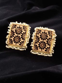 Vogue Panash - White Brass Pearl Pair Of Earrings