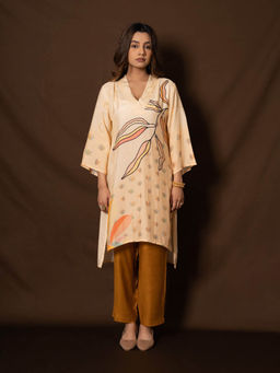Autumnlane - Orange Floral Kurta and Pant (Set of 2)