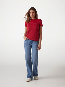 Guess - Red Script Logo Pure Cotton Embroidered T-Shirt