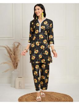 Gahan - Black Cotton Blend Floral Printed with Lace Kurta and Pant