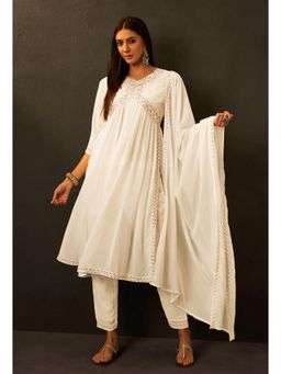 Gahan - Women Embroidered Sequence Off White Kurta with Pant and Dupatta