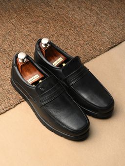Louis Stitch - Jet Black Leather Slip-On Loafers for men
