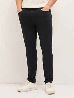 The Bear House - Black Solid Slim Fit Jeans