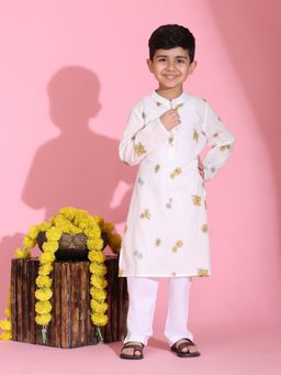Maaesa - Boys White Cotton Mandarin Neck Kurta With Pyjama