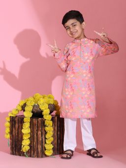 Maaesa - Boys Pink Cotton Mandarin Neck Kurta With Pyjama