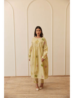 MAAND - Women Green Embroidered Regular Pure Cotton Kurta with Pant
