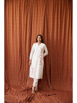 MAAND - White Floral Embroidered V-Neck Pure Cotton Straight Kurta with Pant