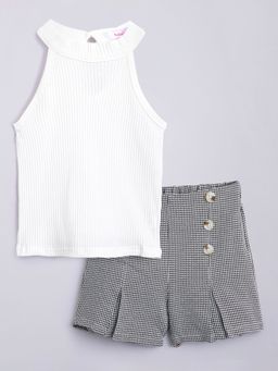 Hopscotch - Girls White Solid Slim Fit Top and Shorts Set