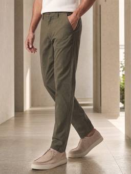 Nobero - Men's Cotton Tapered Fit Stretchable Green Trouser