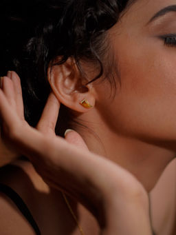 Divas Mantra - 92.5 Sterling Silver Sunkissed Earrings with CZ Stone and Howlite Coin