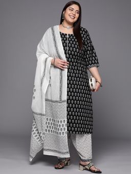 Extra love by Libas - Woman Plus Size Black Cotton Printed Kurta and Salwar with Dupatta