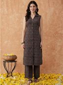 Brown color option, Sold out, Currently selected