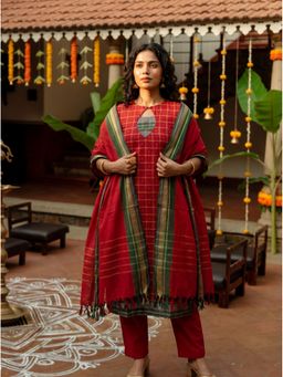Vastara TheLabel - Red Kattam and Kantha Butti Handwoven Handloom Kurta with Pant and Dupatta