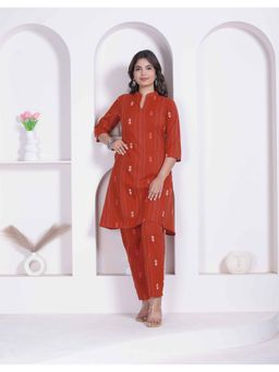 Doriyaan - Women's Rust Colour Abstract Printed Cotton Kurta with Palazzo