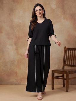 Black & Blah Blah - Black Solid Straight Pure Cotton Co-Ord Set
