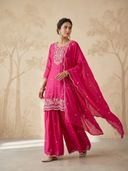 Pink color option, Sold out, Currently selected
