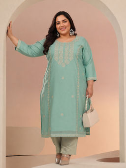 Extra love by Libas - Green Embroidered Round Neck Straight Kurta