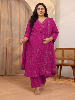Extra love by Libas - Magenta Printed V-Neck Straight Kurta Pant with Dupatta