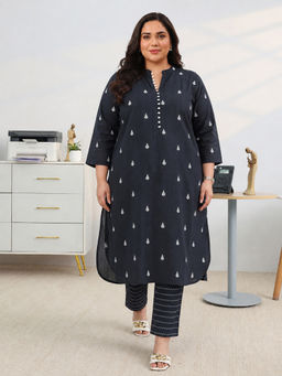 Extra love by Libas - Black Self Design V-Neck A-Line Kurta & Pant