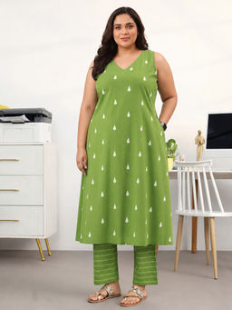 Extra love by Libas - Green Self Design V-Neck A-Line Kurta & Pant