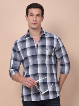 CRIMSOUNE CLUB - Men Blue Checked Pure Cotton Shirt