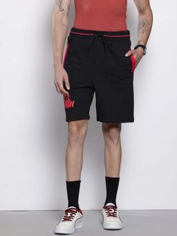 The Indian Garage Co - Men Oversized Fit Bugs Bunny Printed Mid-Rise Shorts