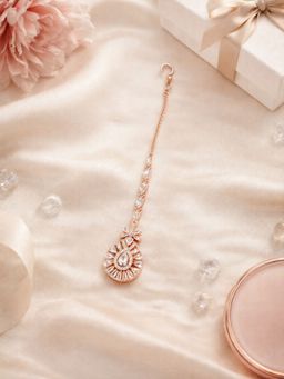 I Jewels - Rose Gold Plated Elegant Beautiful Ad and Cz Studded Crystal Maang Tikka