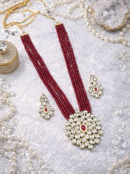 I Jewels - 5 Layered Emerald Onyx Crystal Beads Necklace Jewellery Set (ML269M)