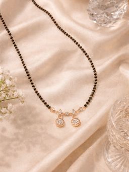 I Jewels - Traditional Single Line Pendant With Black Bead Chain Mangalsutra