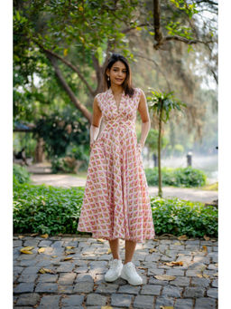 NUCHIC - Women Multi Colour Floral Hand-Block Print Smocked Cotton Midi Dress