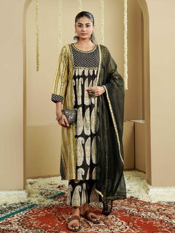 Indisangam - Black Embroidered Round Neck Anarkali Kurta Pant With Dupatta