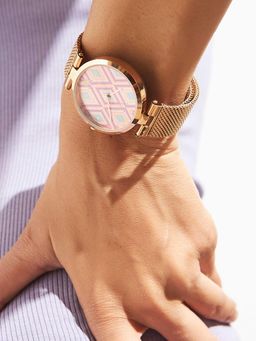 Teal by CHUMBAK - Kilim Watch Metal Mesh Strap - Pink (Medium)